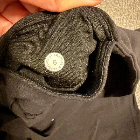 Lululemon Align Black Jogger Pants - Picture 4 of 4